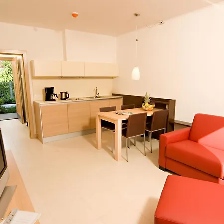 Garden 3*